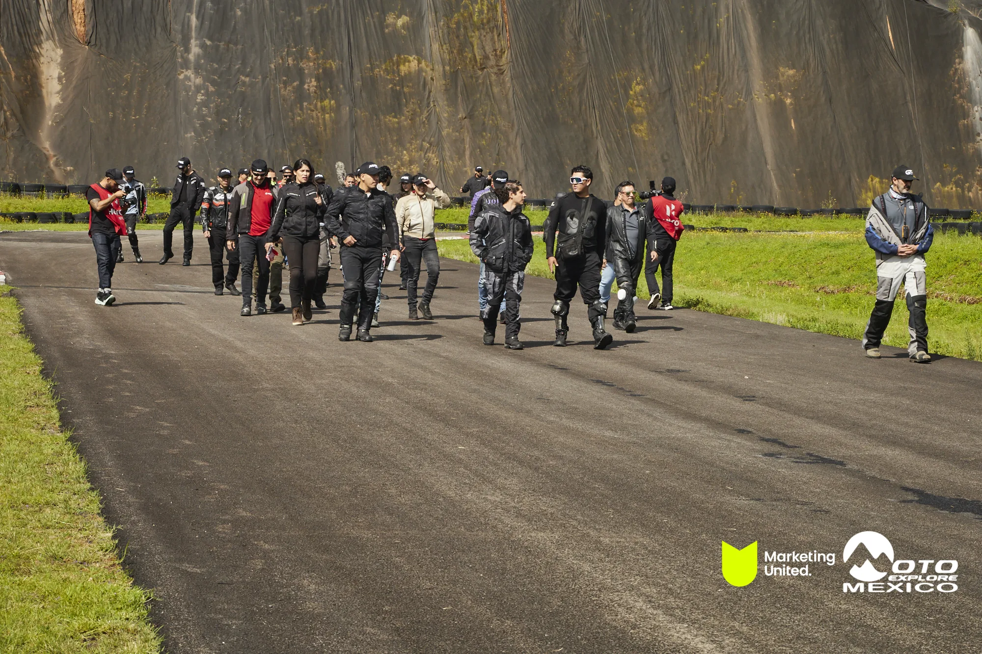 HUNK TRACKDAY 190